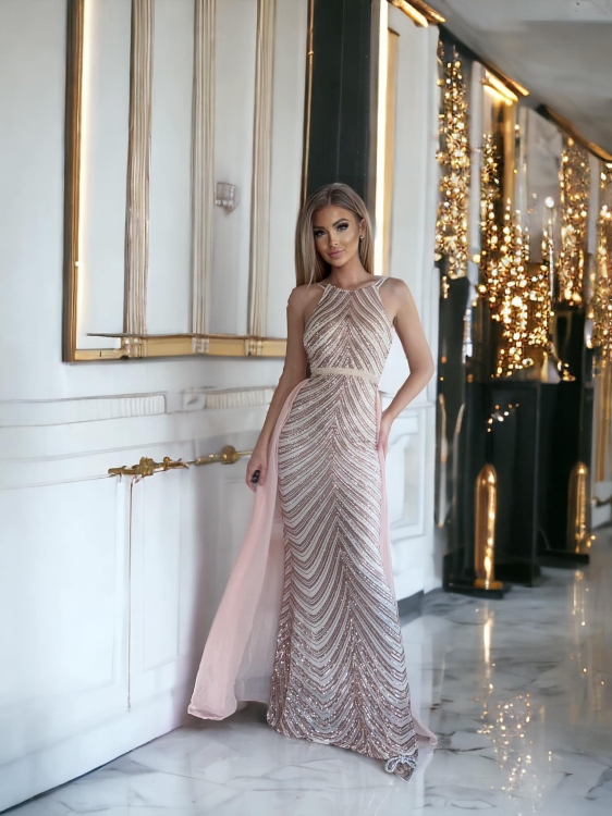 sharon biała.jpg