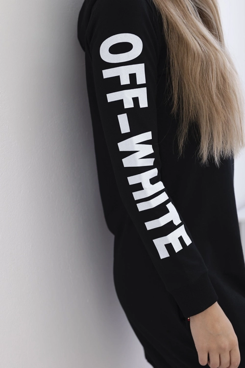 pol_pl_Sukienka-Off-White-czarna-24186_4.webp