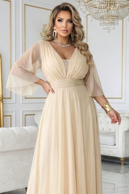 654-2-dluga-polyskujaca-sukienka-plus-size-z-dekoltem-i-transparentnym-rekawkiem-szampanski-be_20595.jpg